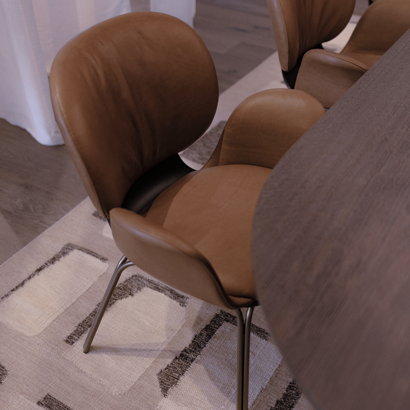 Ivy Armchair - Leder Adora Muscat - Stahlgestell 1.8 Bronze Lasur 